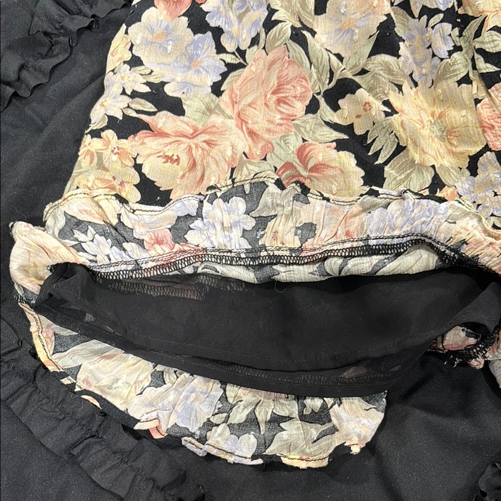 American eagle floral shorts - Picture 9 of 14